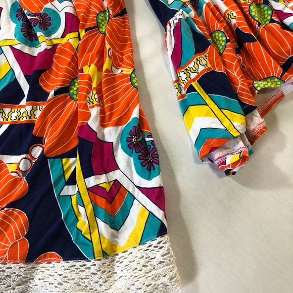 Colorful flower boho chic top or coverup 🌺 🌸 - Picture 4 of 7